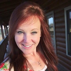 Meet your Posher, Yvette